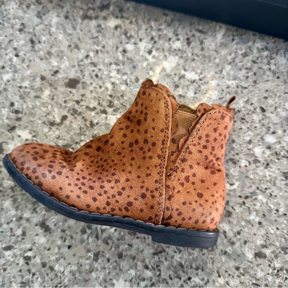 Baby Gap Toddler Sculpted Leopard Print Ankle Boots - Size 6C 🐆👢 - Picture 12 of 16
